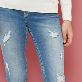 Kimle Ripped Skinny Jeans