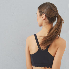 Liveli Scallop Hem Sports Bra